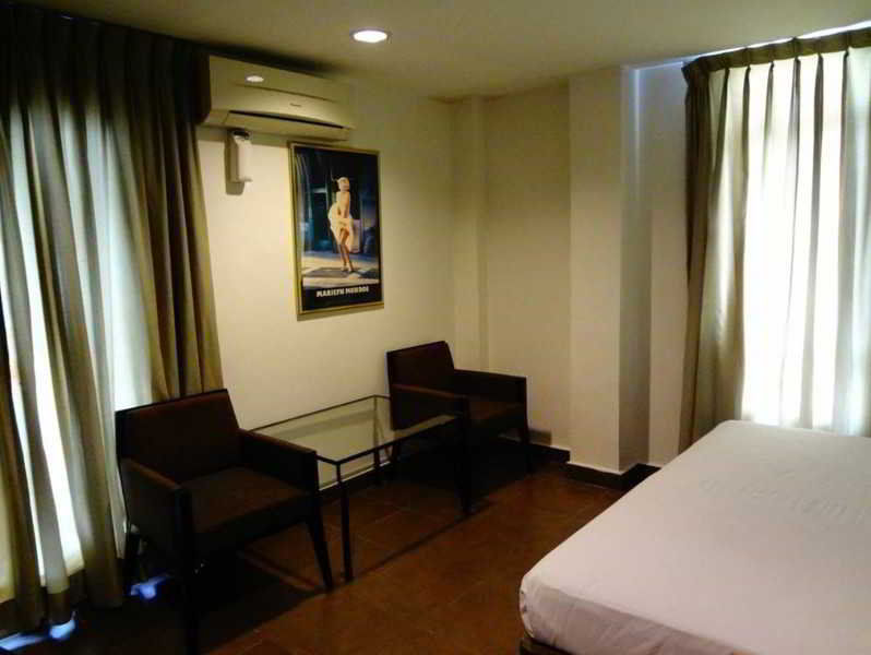 Hotel Nanas Inn Kuala Lumpur Bagian luar foto