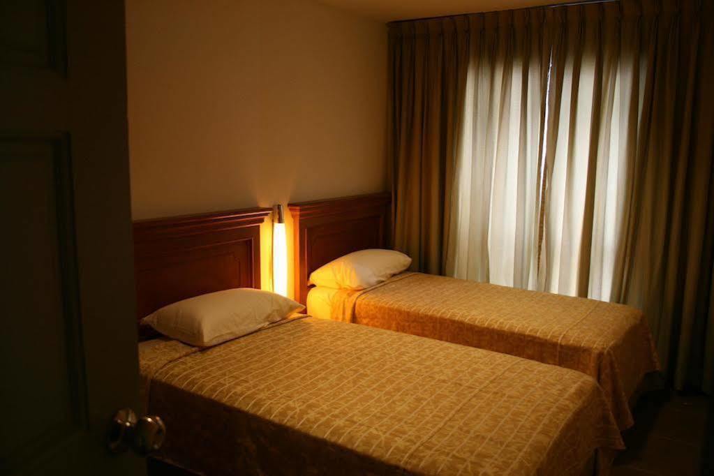 Hotel Nanas Inn Kuala Lumpur Bagian luar foto
